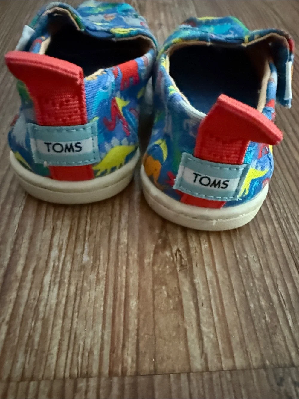 Toms slip kids